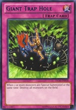 Giant Trap Hole (Blue) [DL16-EN017] Rare